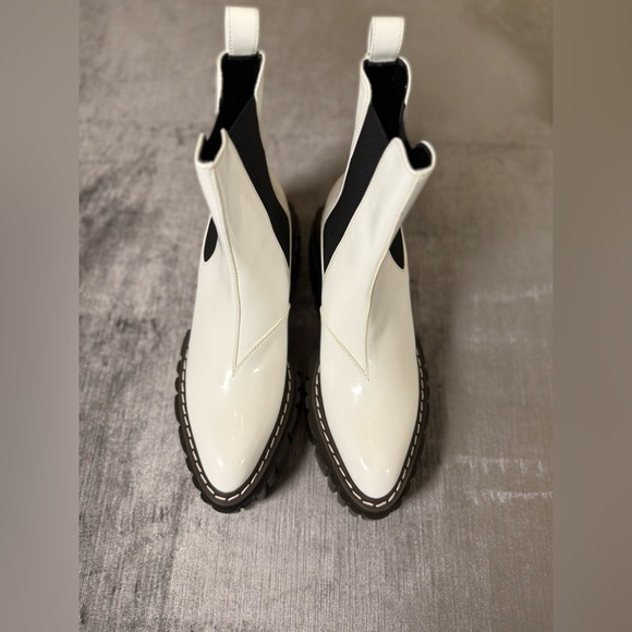 Stella McCartney White Chelsea Boots “Stivaletto” EU 40 | NIB + Dust Bags - Picture 4 of 11